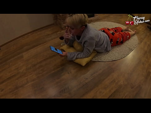 ❤️ La rossa boja xucla una polla enorme xucla i rebota sobre ella - Sexe anal ️❌ Vídeo porno al ca.porno-filmy.ru ☑