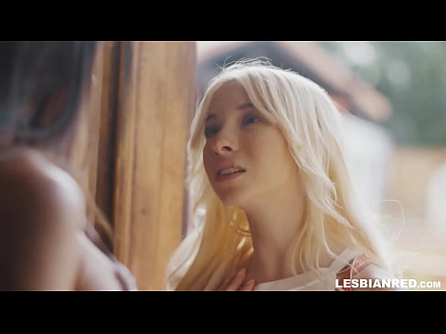 ❤️ La noia torna a casa uns mesos després i s'acaba menjant el cony de la seva madrastra ️❌ Vídeo porno al ca.porno-filmy.ru ☑