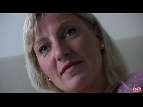 ❤️ La mare que hem fotut tots... Senyora, porteu-vos! ️❌ Vídeo porno al ca.porno-filmy.ru ☑